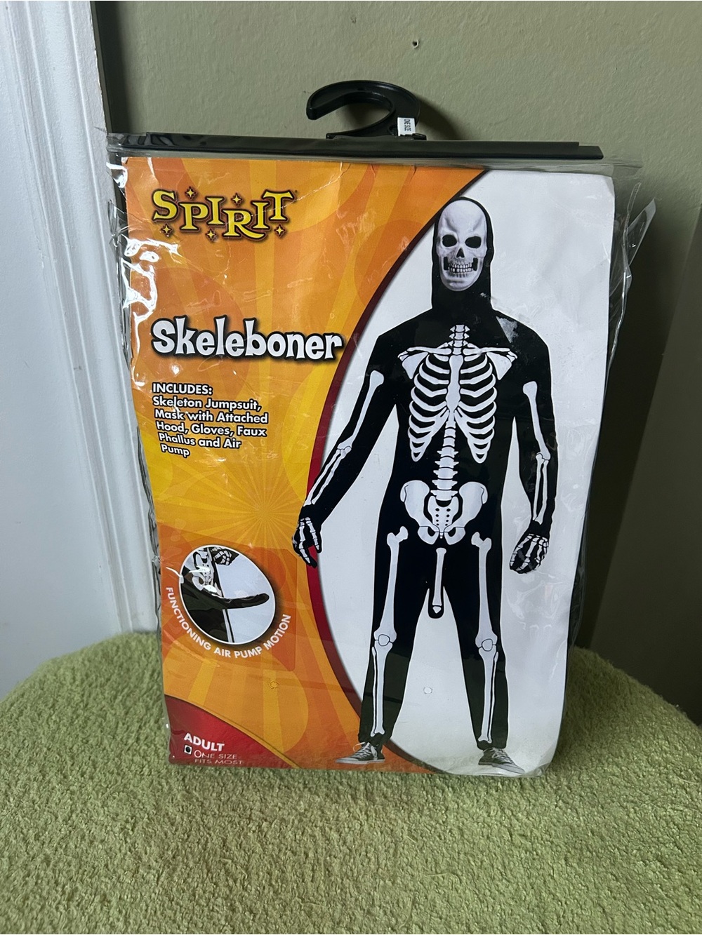 NWT Spirit Black and White Skeleton  Skeleboner Costume Adult-One Size
